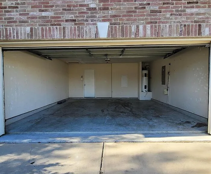 1340 Gayle St — Photo 17