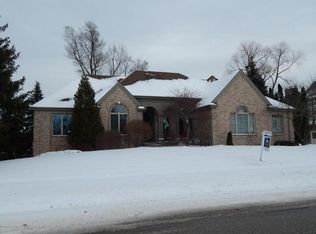 6416 Island Lake Dr, East Lansing, MI 48823