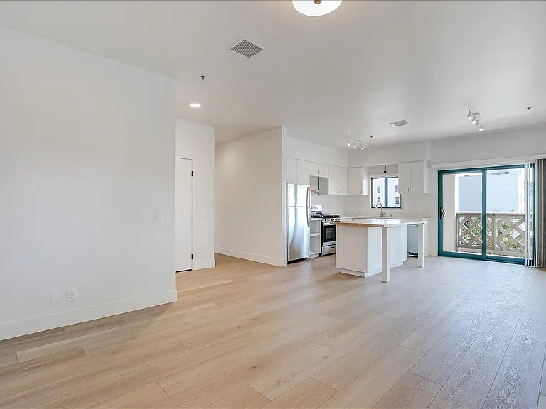 602 Anacapa St #A — Photo 2