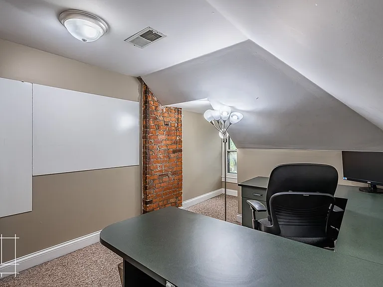 83 King Ave — Photo 23