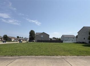 1001 Peach Ln, New Baden, IL 62265