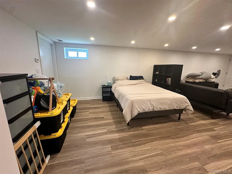 1741 Warren Pl — Photo 17