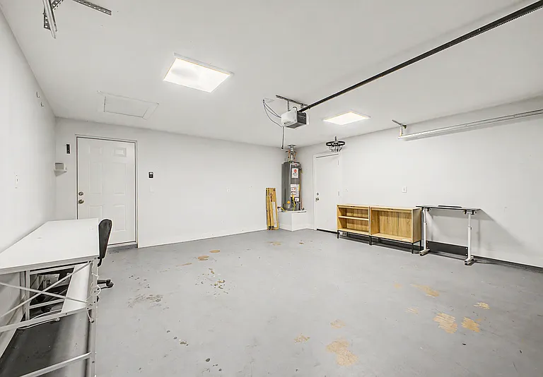 3701 E Ludlow Dr — Photo 43