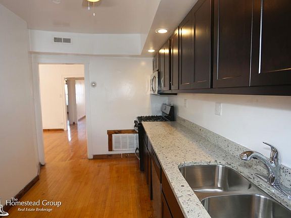 4th image of 3245 N Damen Ave #3s__south