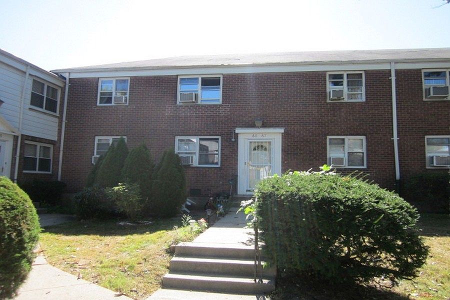 1st image of 6867 218th St