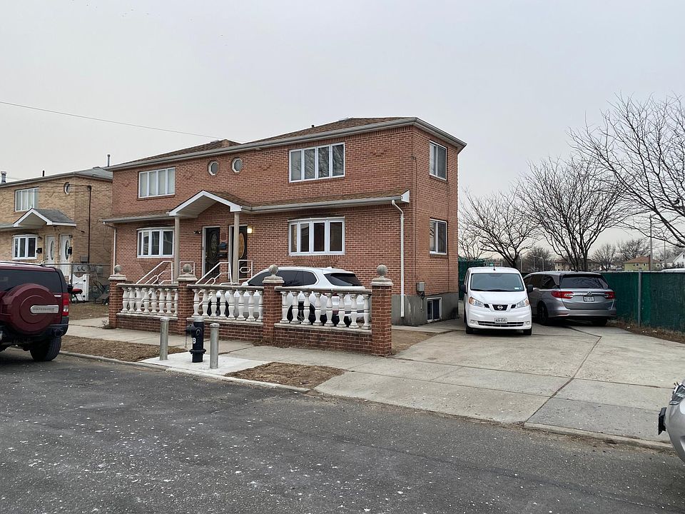 Detached Corner House