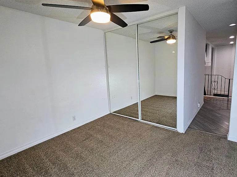 1139 W Badillo St #B — Photo 9
