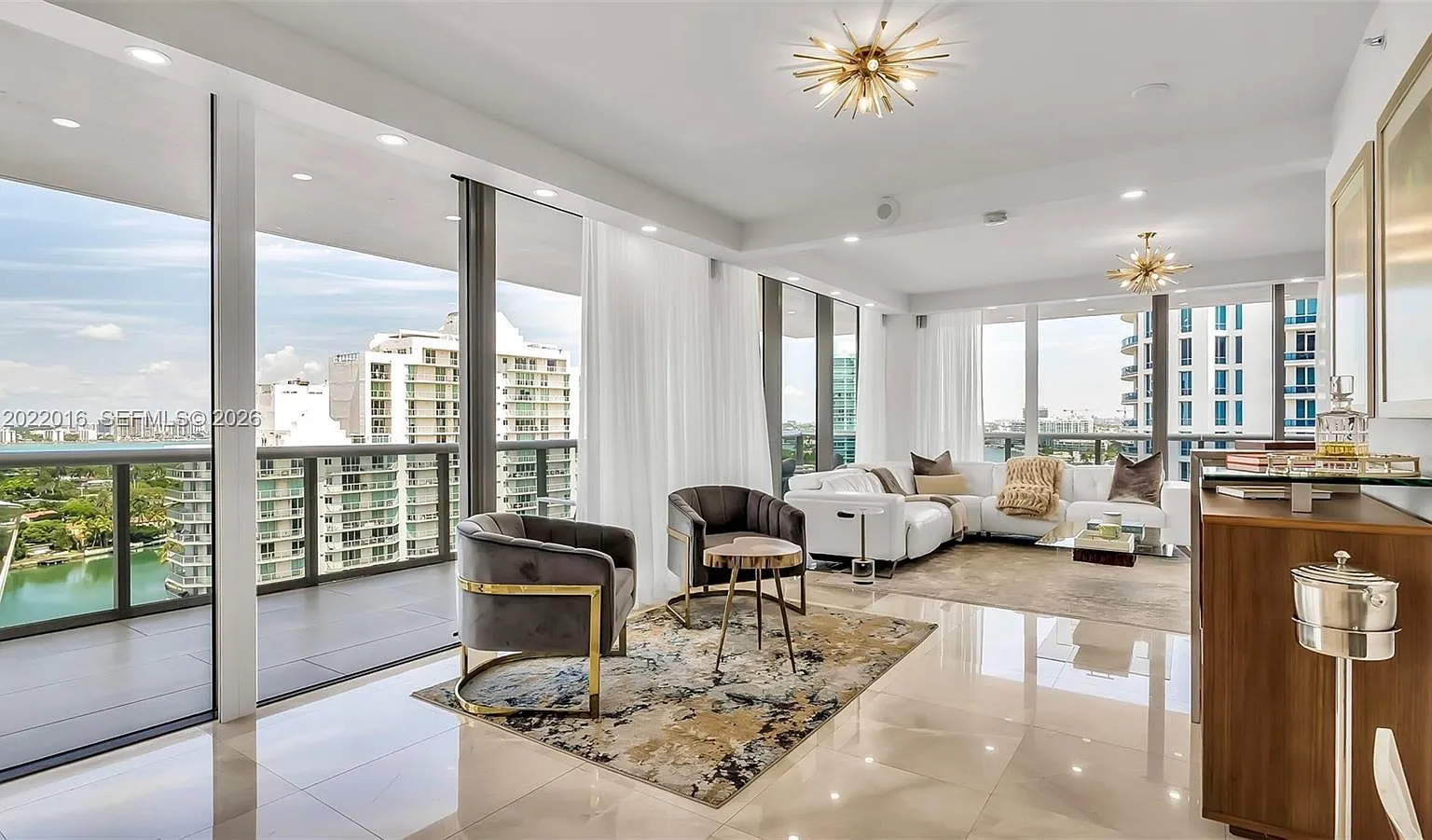 Mei Condo — Photo 2