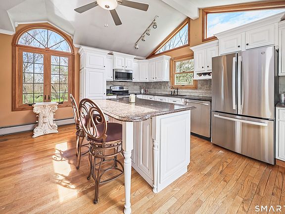 3rd image of 211 Cedar Mountain Road