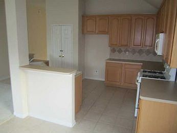 4th image of 11214 Archmont Dr