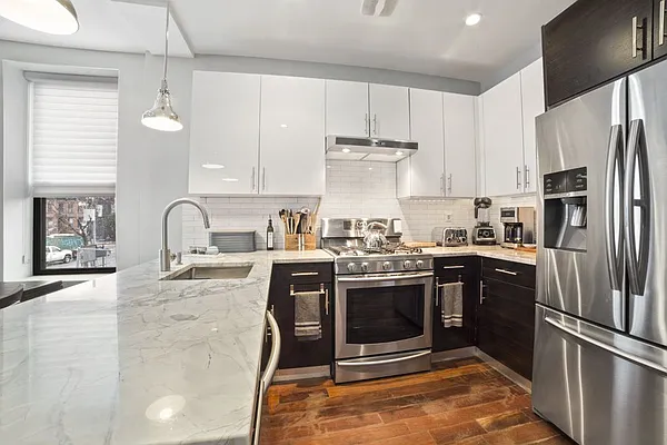 Rented by Compass | media 14