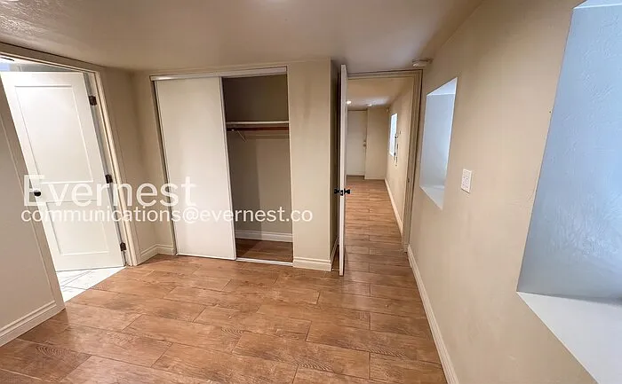 5015 Melrose Ave #C — Photo 10