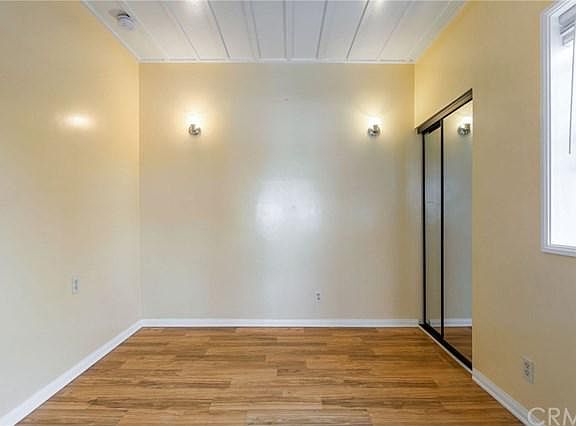 5th image of 2224 Torrance Blvd