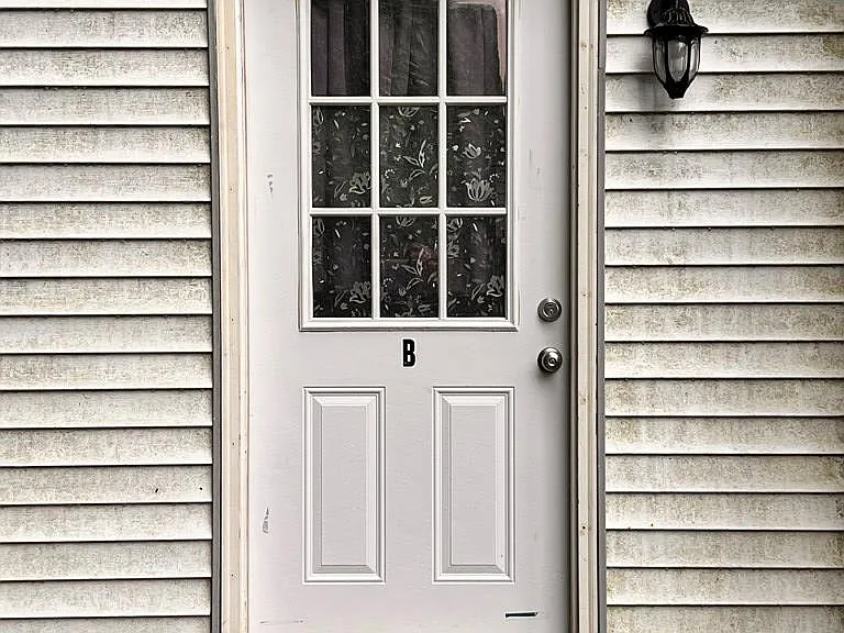 10 Clinton St #B — Photo 9