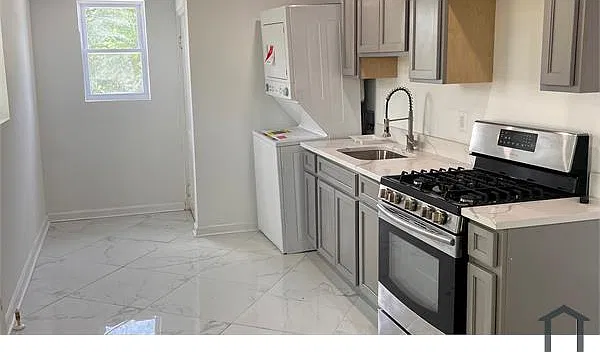 1 bed, 721 sqft, $1,200 — Photo 3