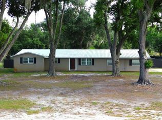 5009 Vaughn Rd, Plant City, FL 33565