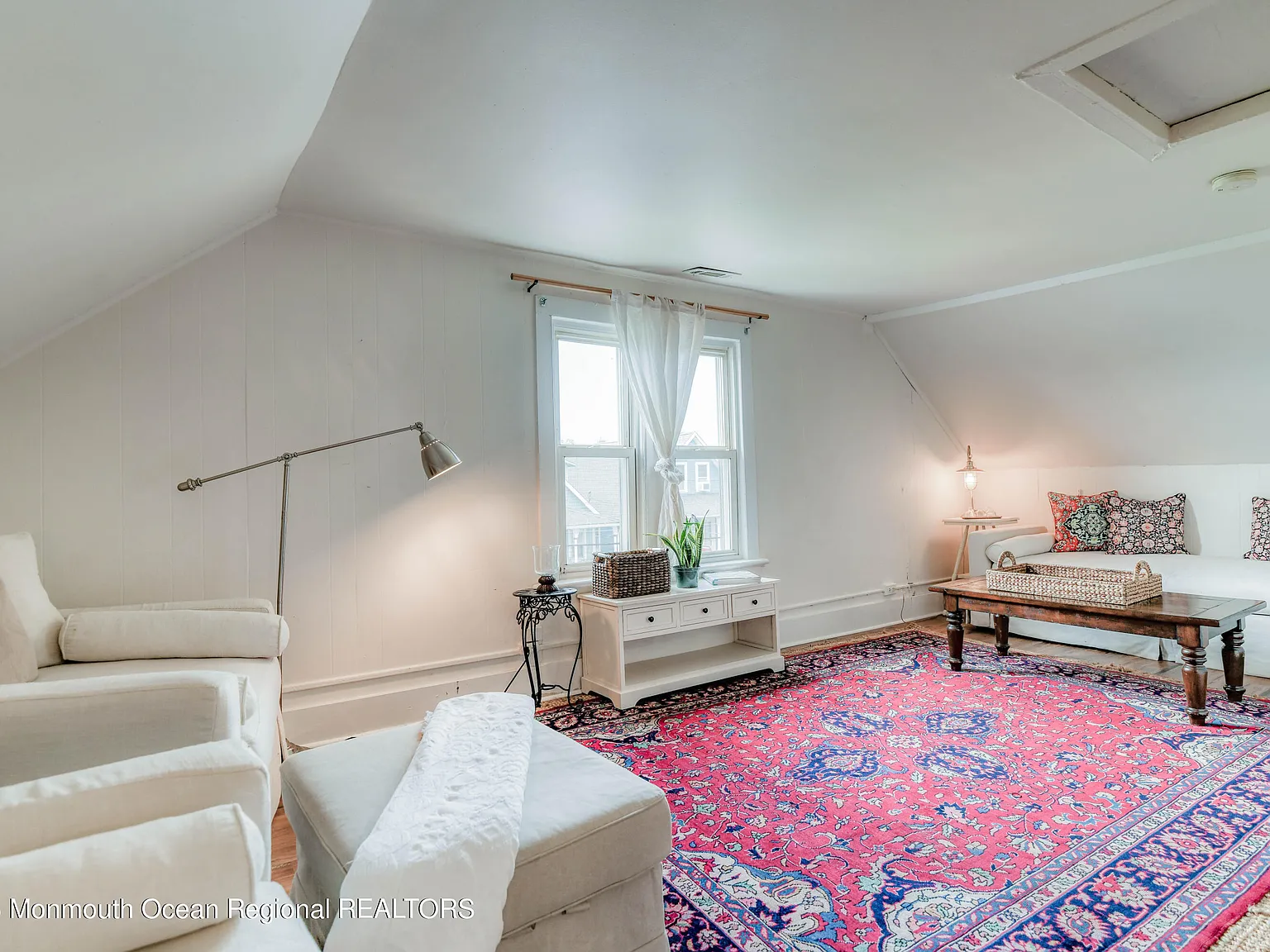 2 bed, $1,950 — Photo 2