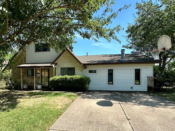 2800 Buena Vista Dr, Arlington, TX 76010