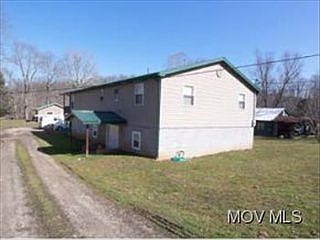 2nd image of Cedar Ln