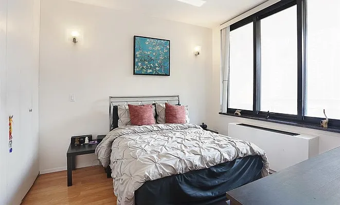 Sold by Battery Park Realty | media 2