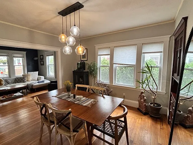 Living room/Dining Room