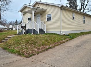 174 15th St, Conneaut, OH 44030