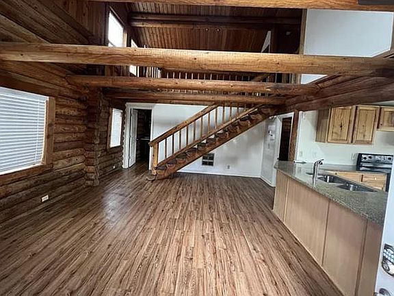 2nd image of 6020 66th Ave E