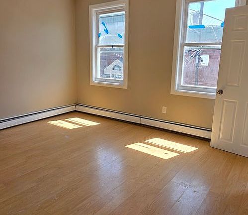 4th image of 222 Cross St Floor 2