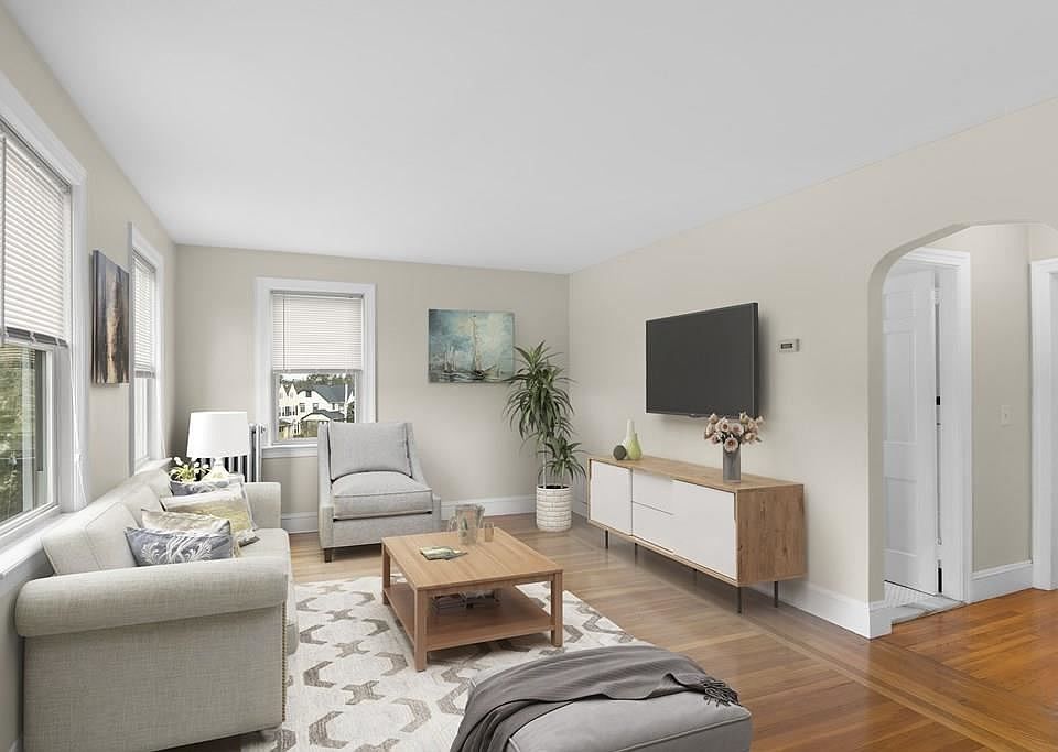1st image of 165 Wentworth Ave APT 3W