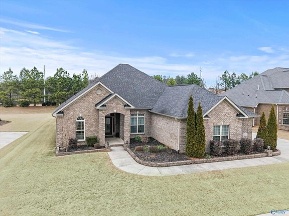 3rd image of 222 Legendwood Dr NW