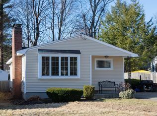 32 School St, South Hamilton, MA 01982