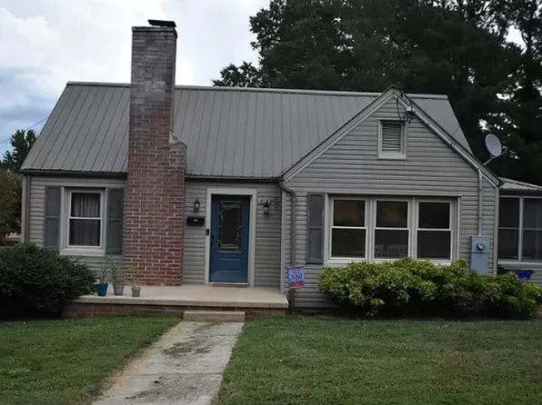 514 N Fir Ave, Siler City, NC 27344