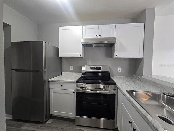 5th image of 5232 VIA HACIENDA CIRCLE #A217