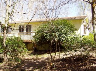 824 Coweeta Lake Cir, Otto, NC 28763