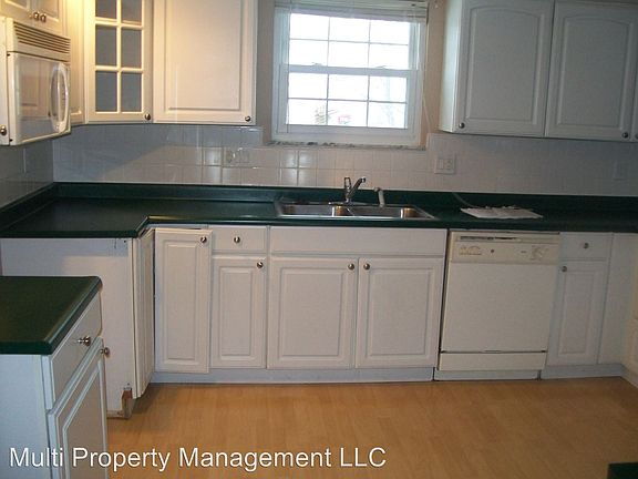 4th image of 6169 Eddington Dr