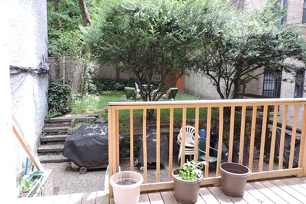 Rented by Brown Harris Stevens | media 4