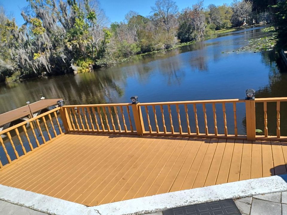 1st image of 806 Palm Harbor Ct