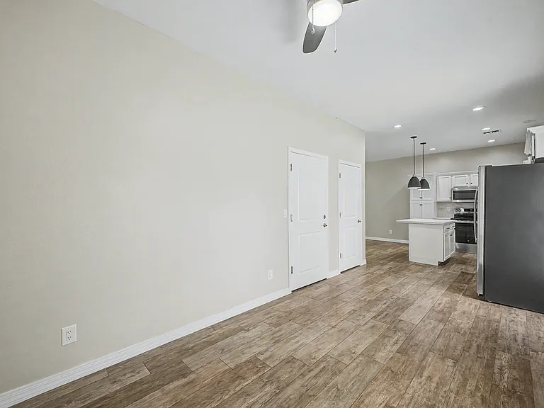 3010 N 37th St #4 — Photo 10