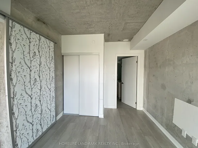 47 Mutual St #904 — Photo 9