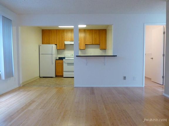 4th image of 1710 19th Ave APT 5