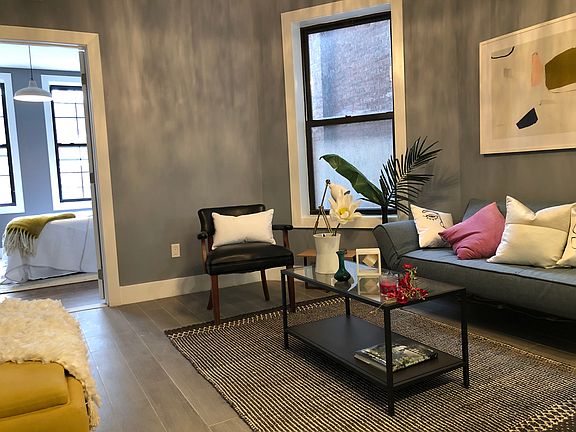 5th image of 61 Oak St #27E