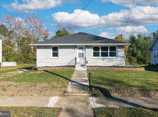 347 N Broad St, Clayton, NJ 08312