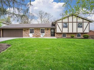 240 Pinecone Ln, Springboro, OH 45066