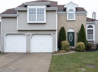 21 Citation Dr, Freehold, NJ 07728