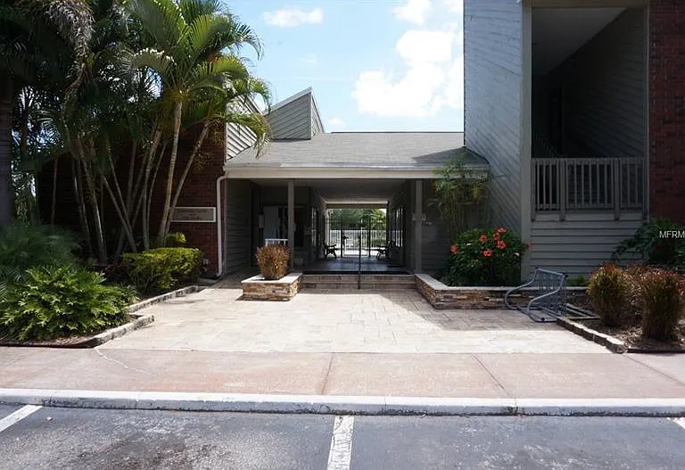9100 Dr Martin Luther King Jr St N #1411 — Photo 16