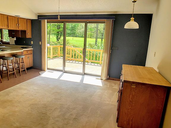 5th image of 175 Snead Dr
