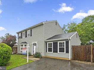 7206 Beverly Park Dr, Springfield, VA 22150