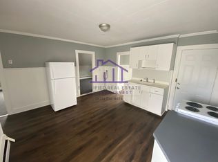 12 College St #3, Lewiston, ME 04240