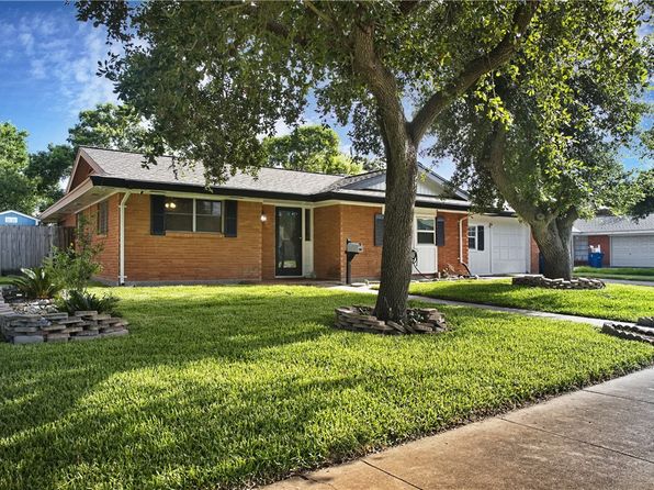 118 Driftwood Dr, Portland, TX 78374
