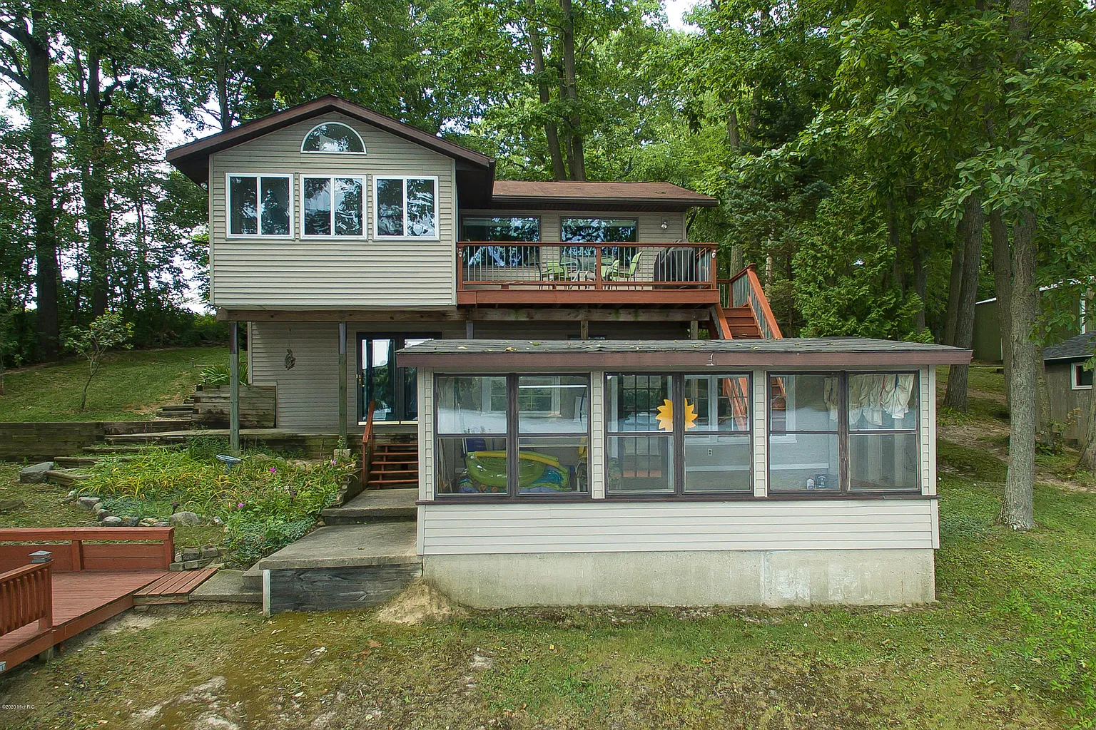 8345 Wilkinson Lake St photo 1
